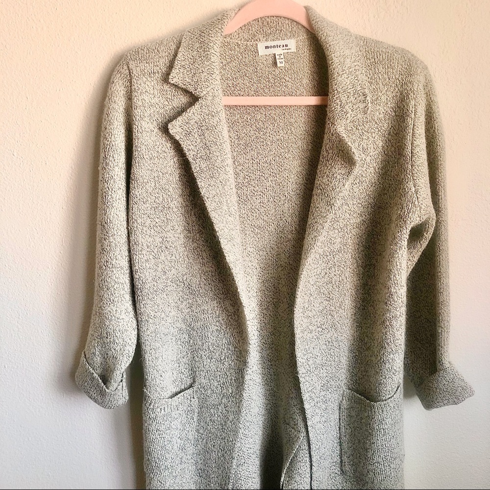 Monteau- Gray collard cardigan 🍂